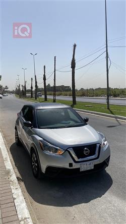 نیسان کیکس